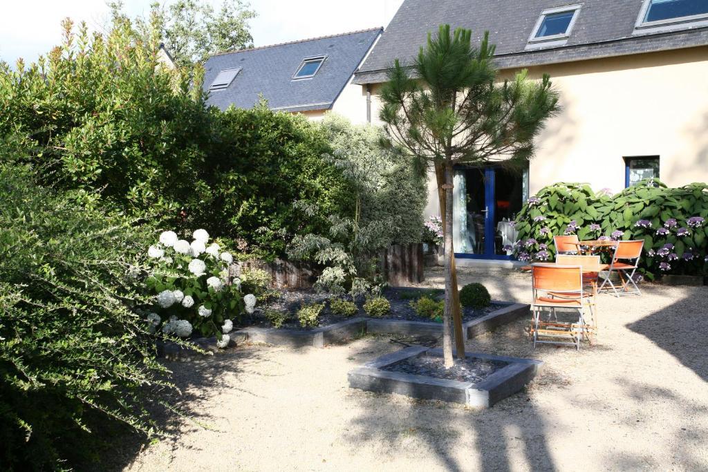 Hotel - Restaurant L'Hortensia Noyalo Eksteriør bilde